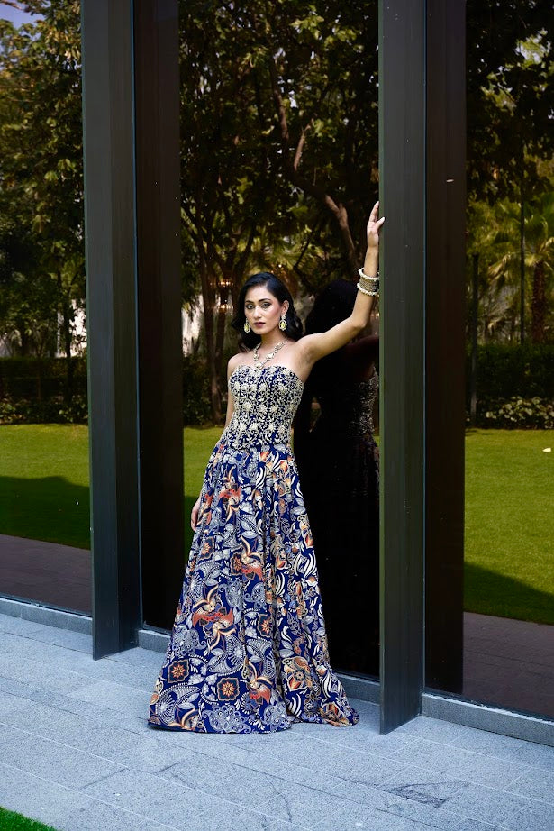 Shanaya Corset Lehenga Set image 4