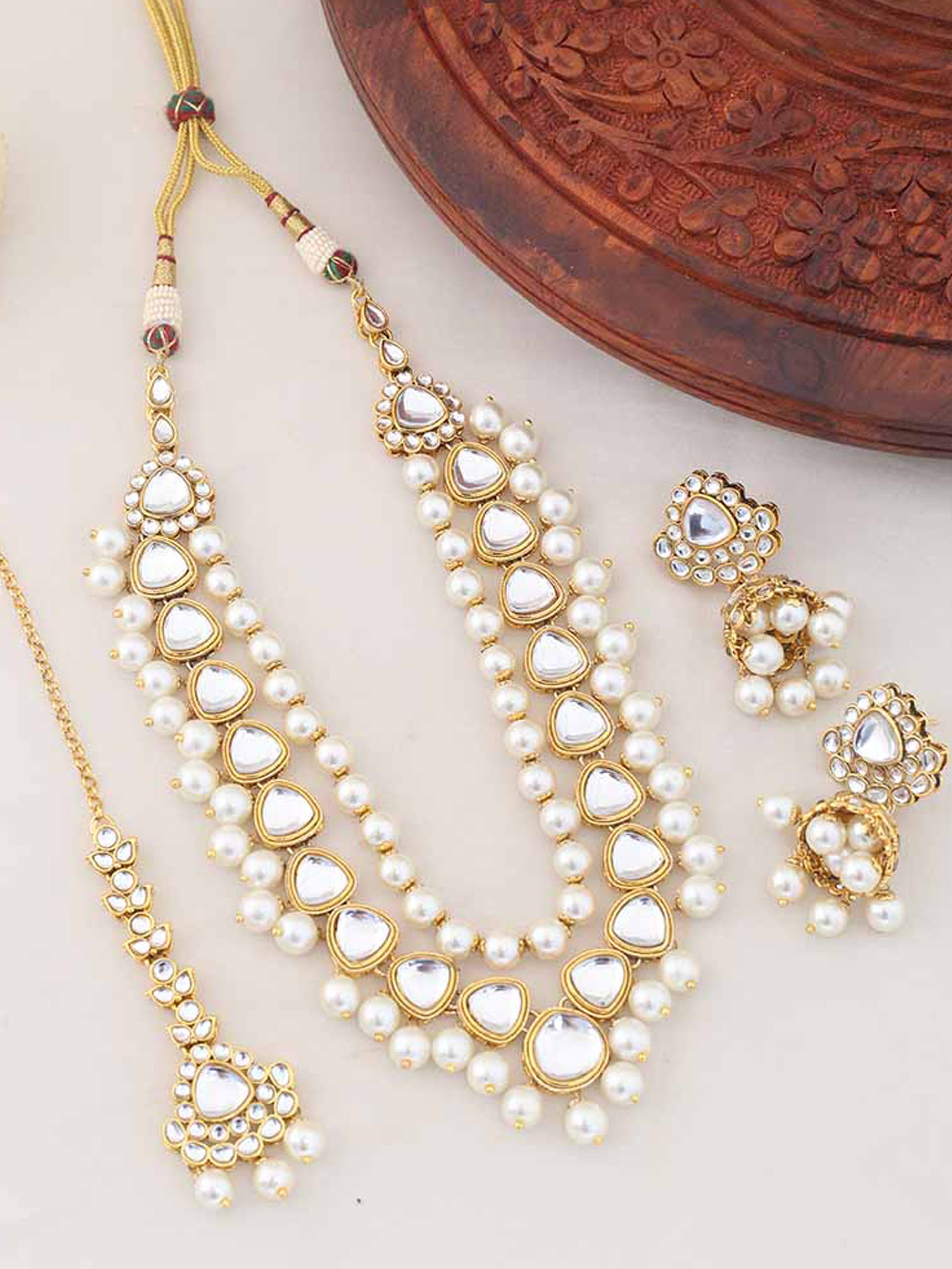 Ivory Floral Pearl Set image 1