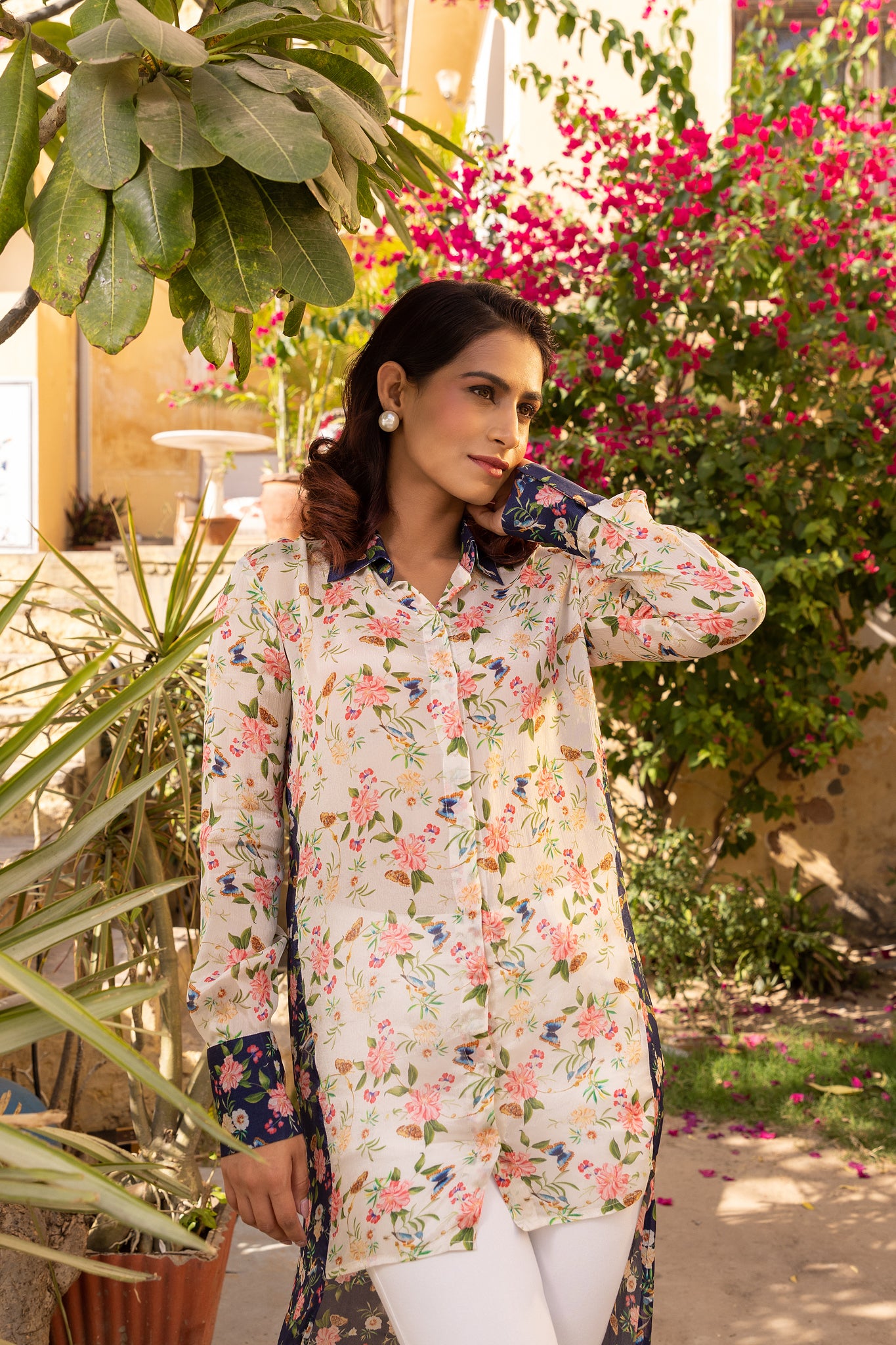 White Crepe Georgette High-Low Tunic Top image 3