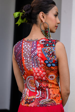 Dawn Highlighted Jacket And Dhoti Skirt Set And Highlighted Applique Cape image 3