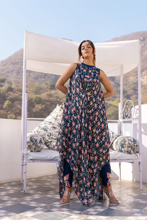 Chic Blue Butterfly Pant Set image 4