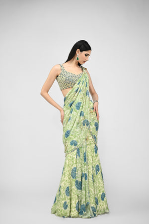 HIGHLIGHTED PRE STICHED PEACOCK SAREE PAIRED WITH BEAD BLOUSE image 6