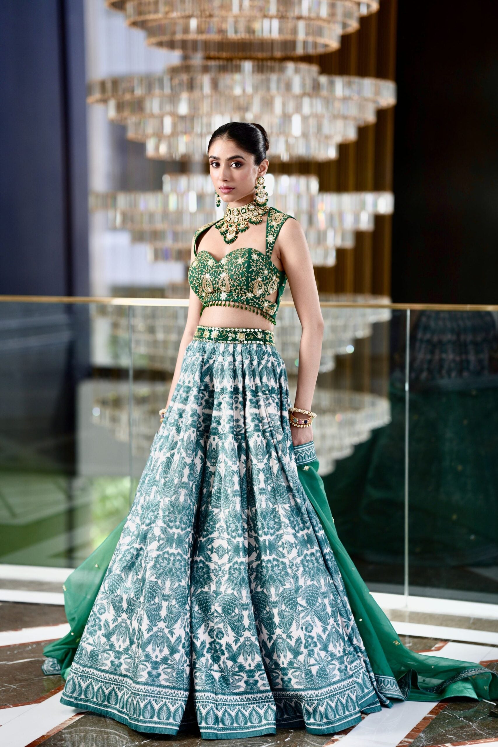 Alvira Lehenga Set - L image