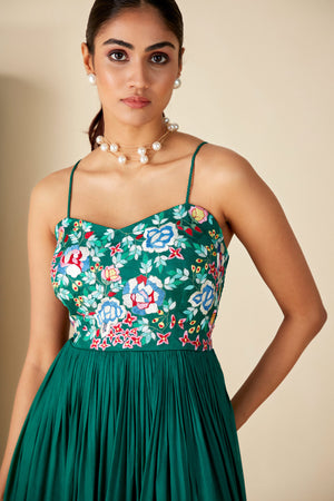 Emerald Elegance Pleated Dress image 3