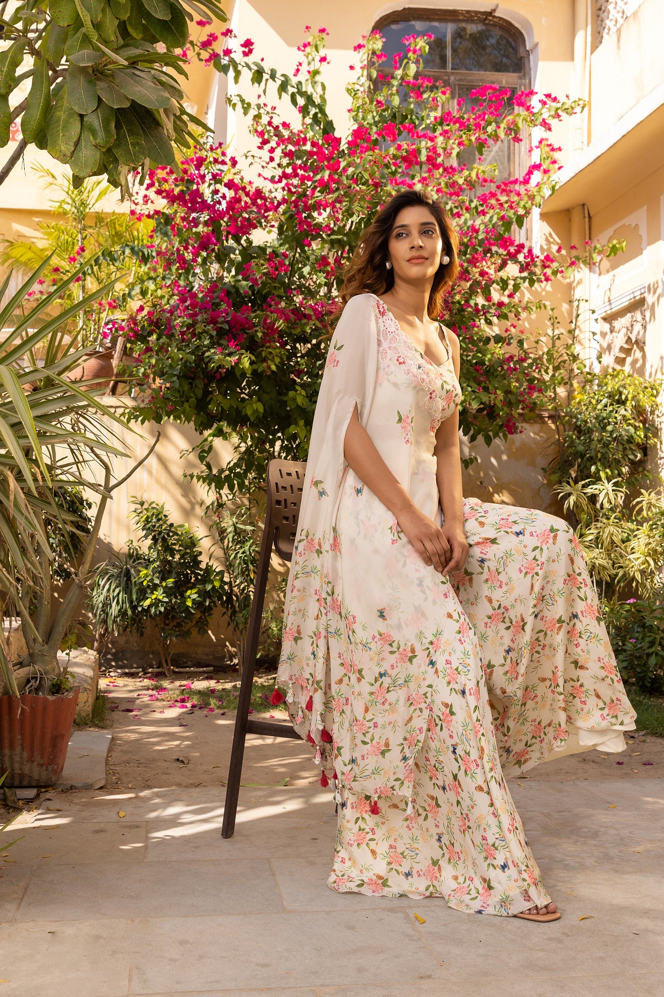 Off-White Crepe Georgette Embroidered Co-Ord Set image 5