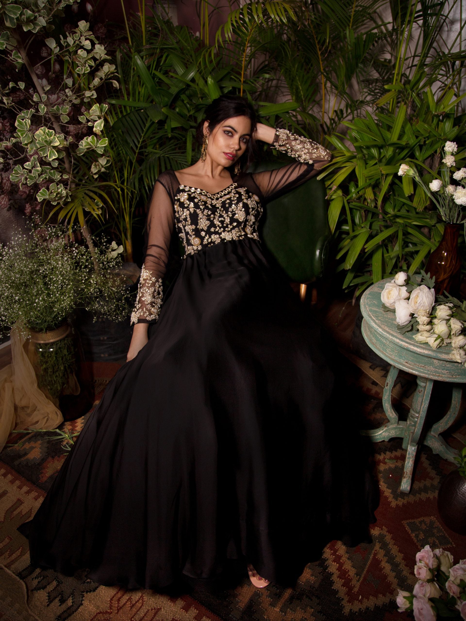 Black Gown - S image