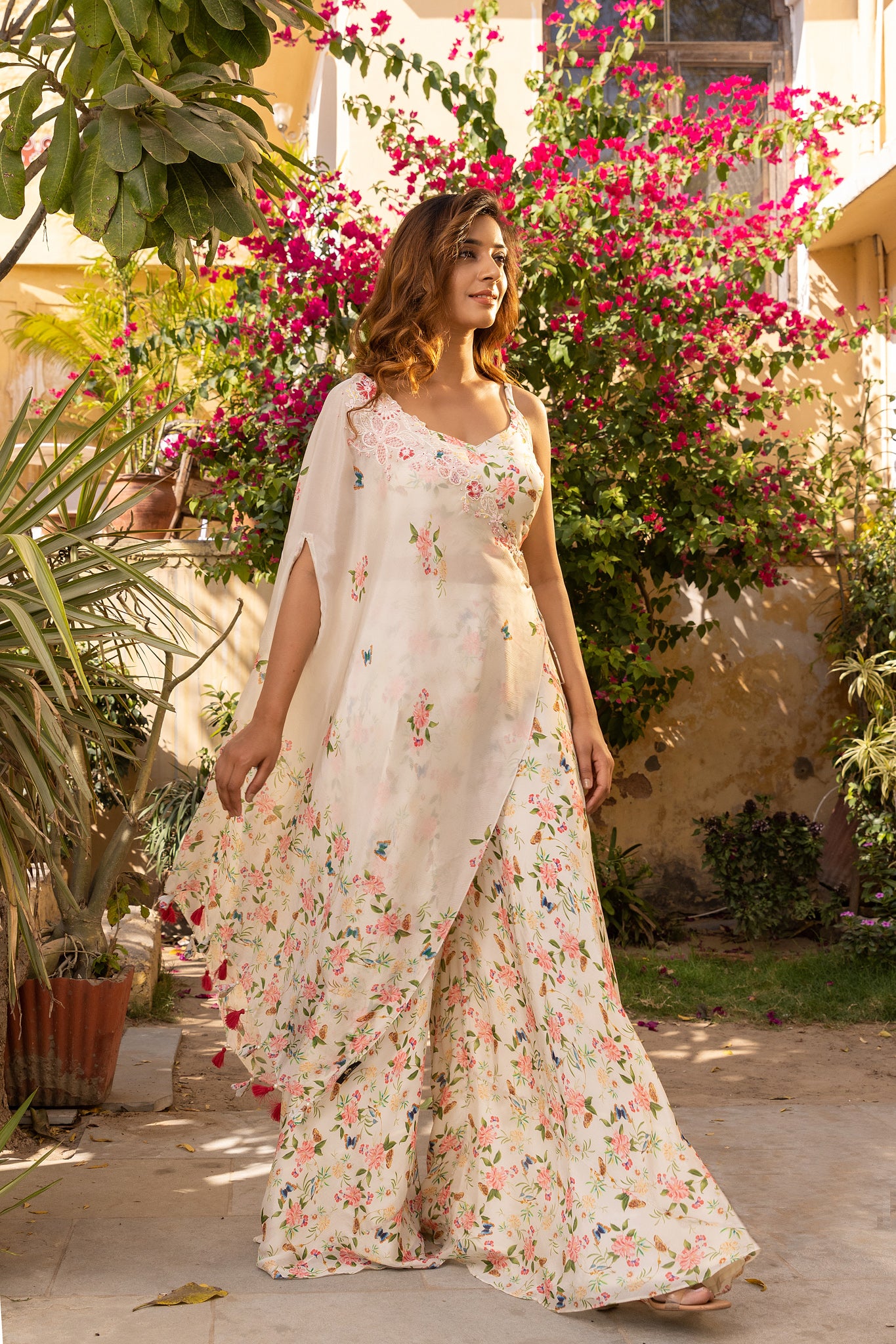 Off-White Crepe Georgette Embroidered Co-Ord Set image 3