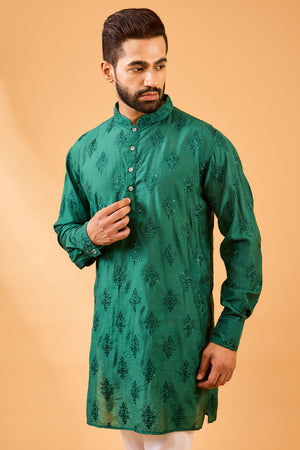 Emerald Green Floral Embroidered Kurta Set image 2