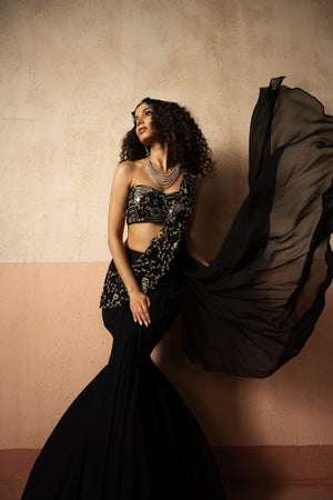 Fishtail Saree Black  Hand Embroidered Georgette Saree - M image