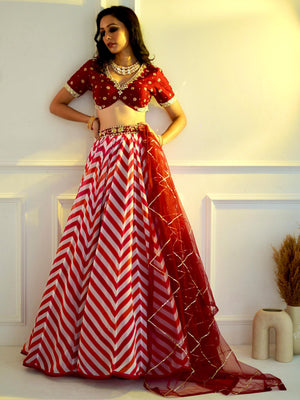 Maroon Myrah Chevron Lehenga Set image 2