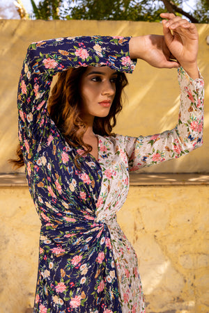 Off White &amp; Navy Blue Georgette Crepe Twisted Dress image 3