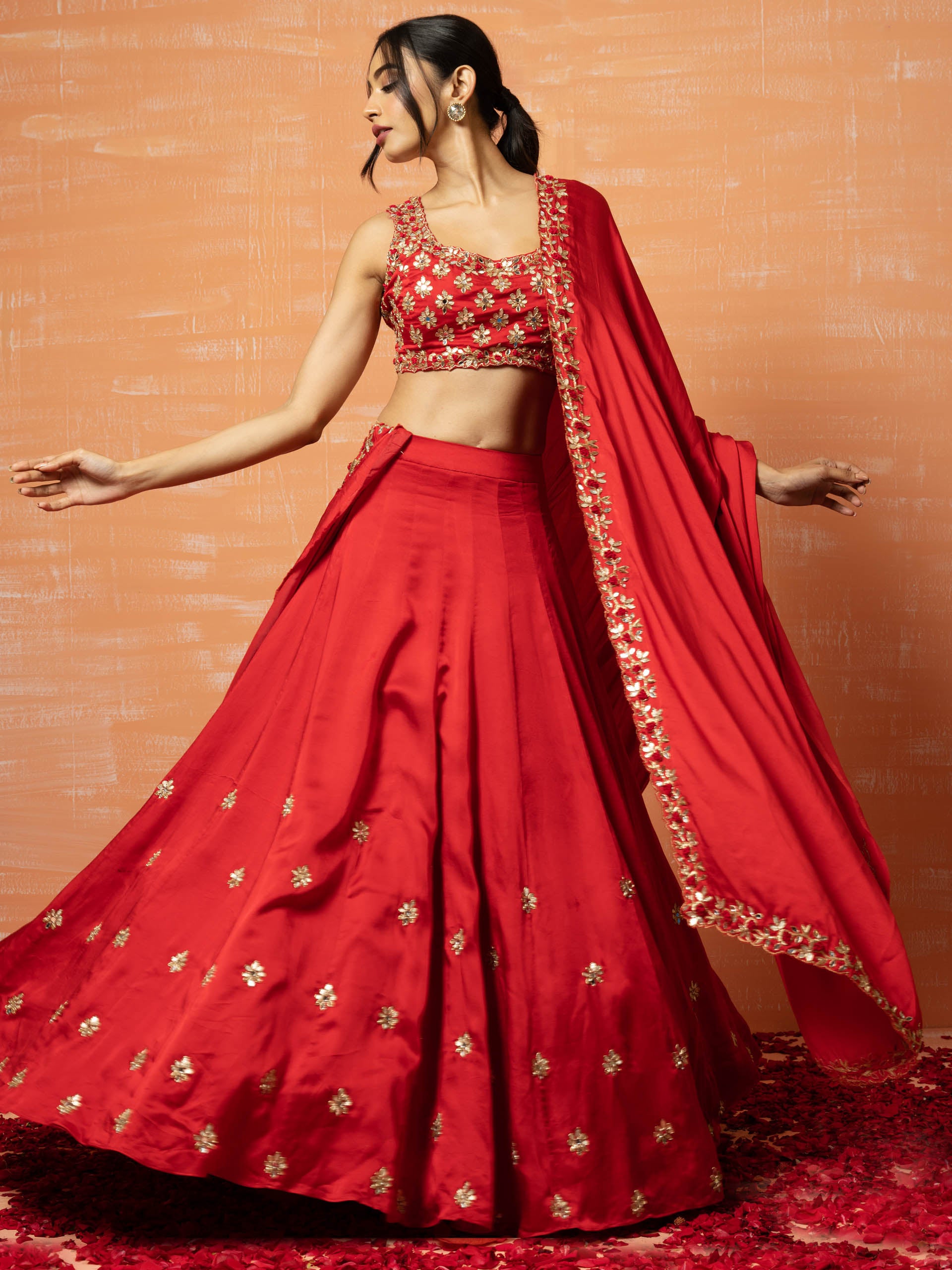 Red Bridal Silk Lehenga Set image 3