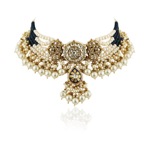 Necklace Set With White Pearls image 1