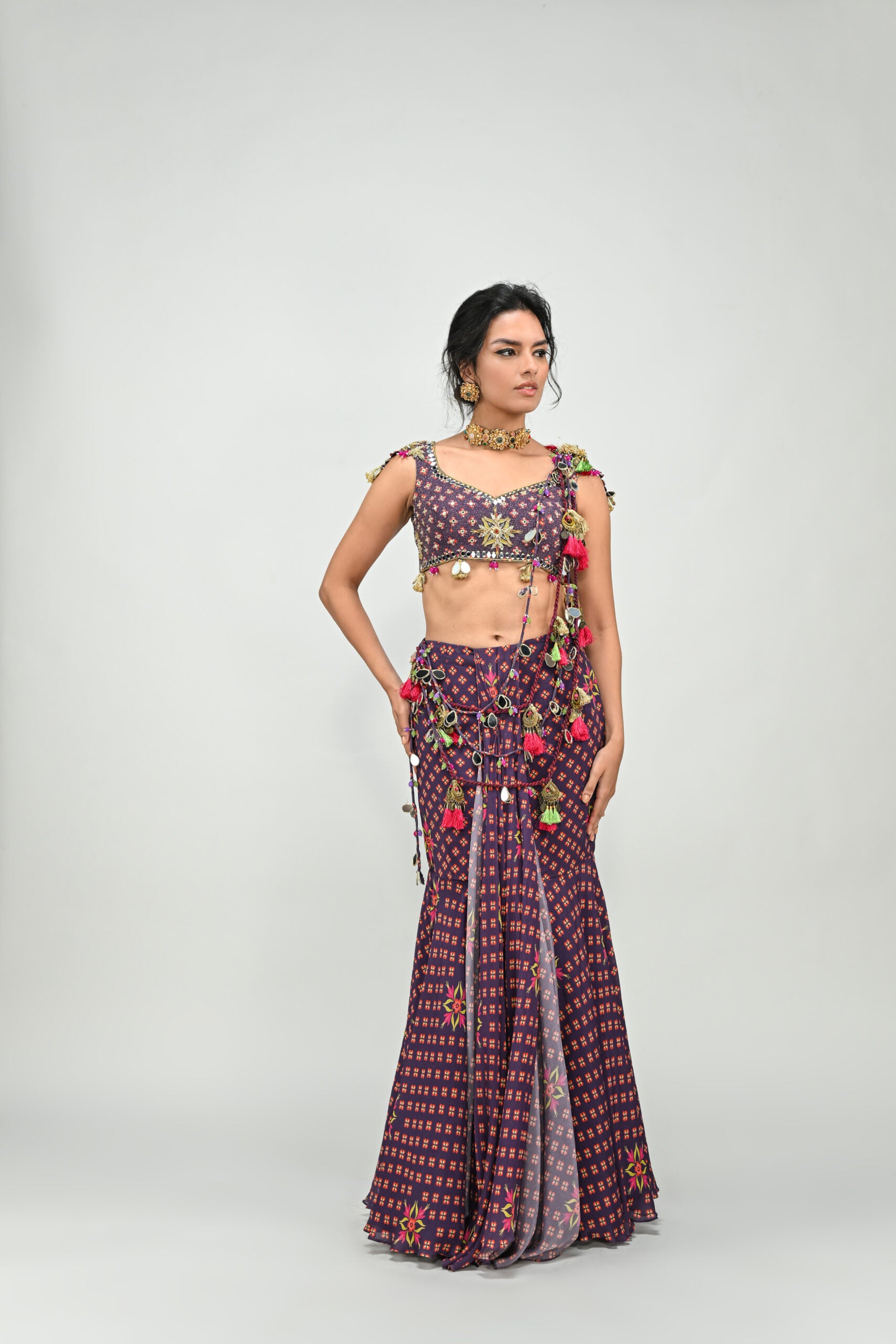 Plum Pre Stitched Tassel Saree Paired with Badla Highlighted Blouse image 7
