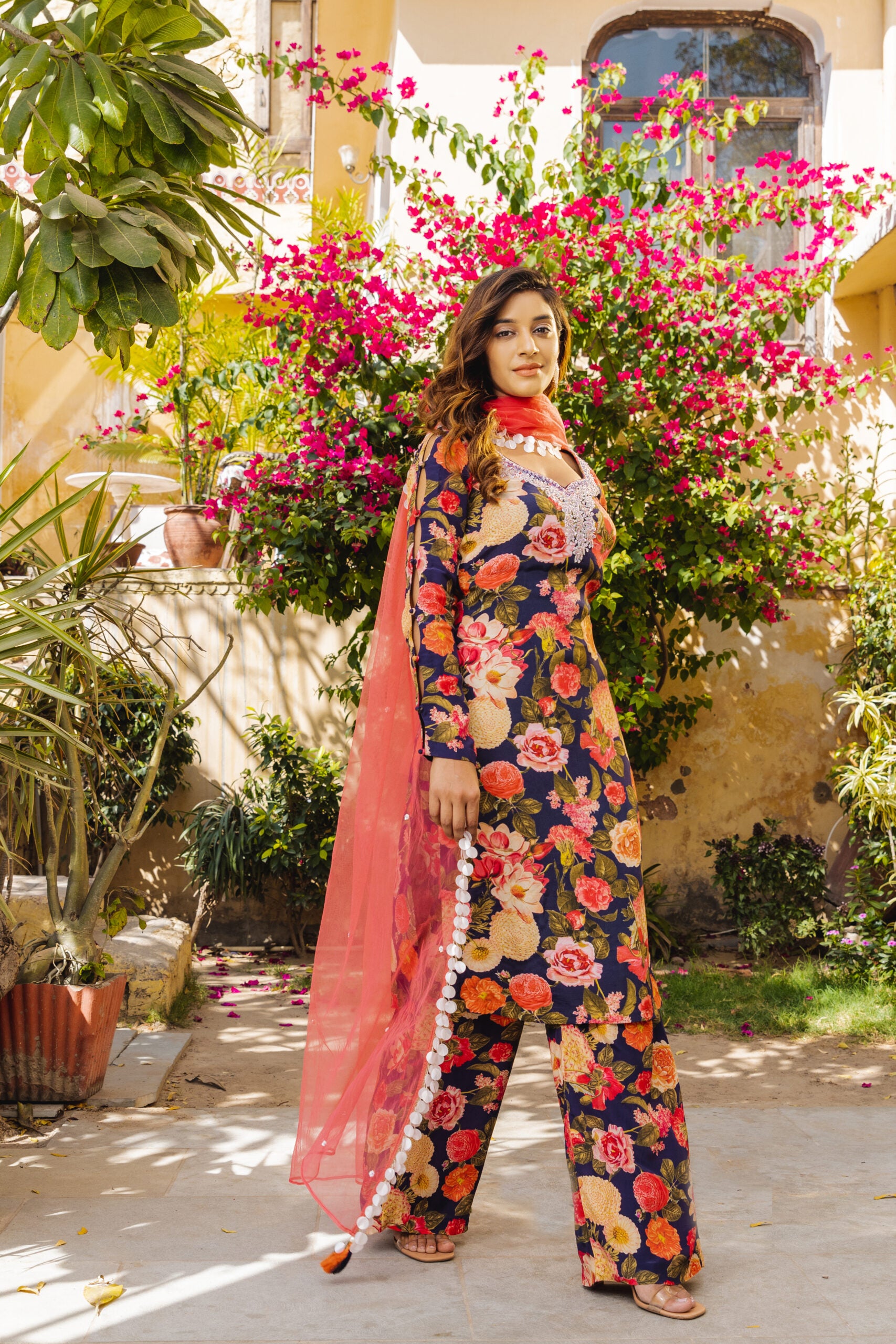 Floral Printed Kurta Set image 4