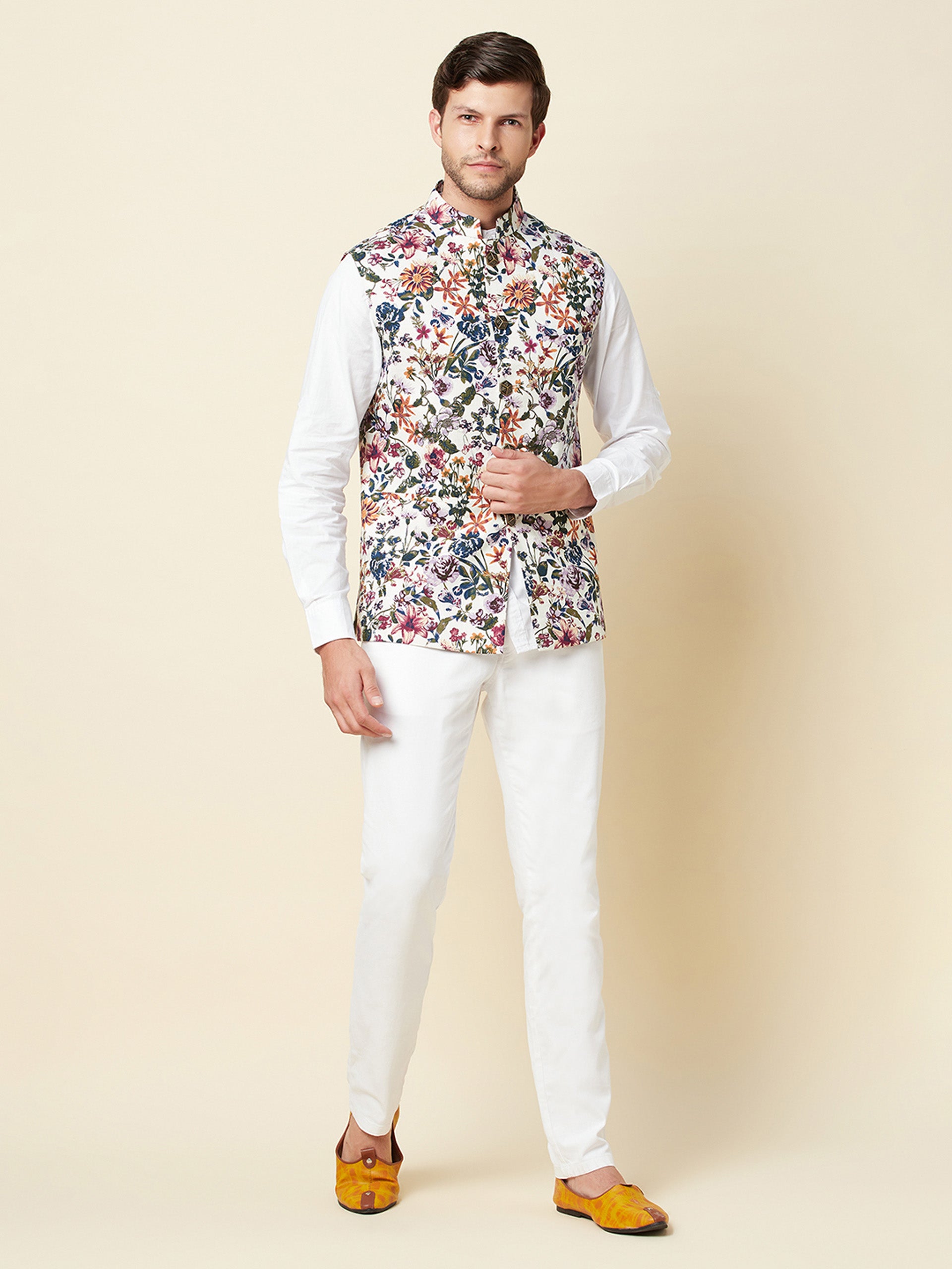 Floral Linen Bundi Jacket image 0