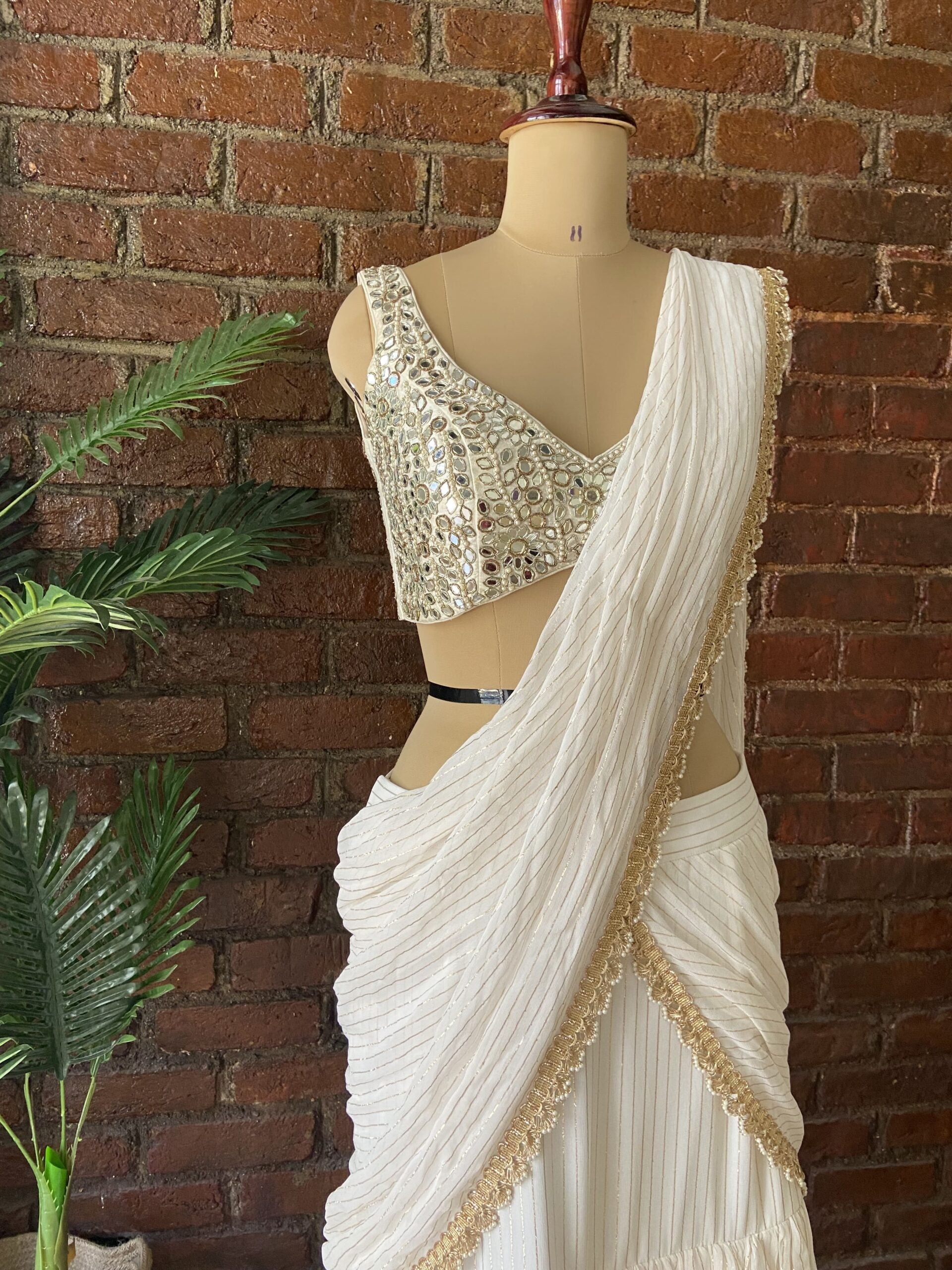 Ivory Ruffle Pre-Stitched Saree image 3