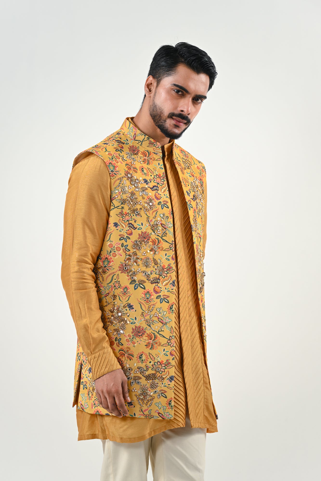 M HIGHLIGHTED HALF JACKET SET image 0