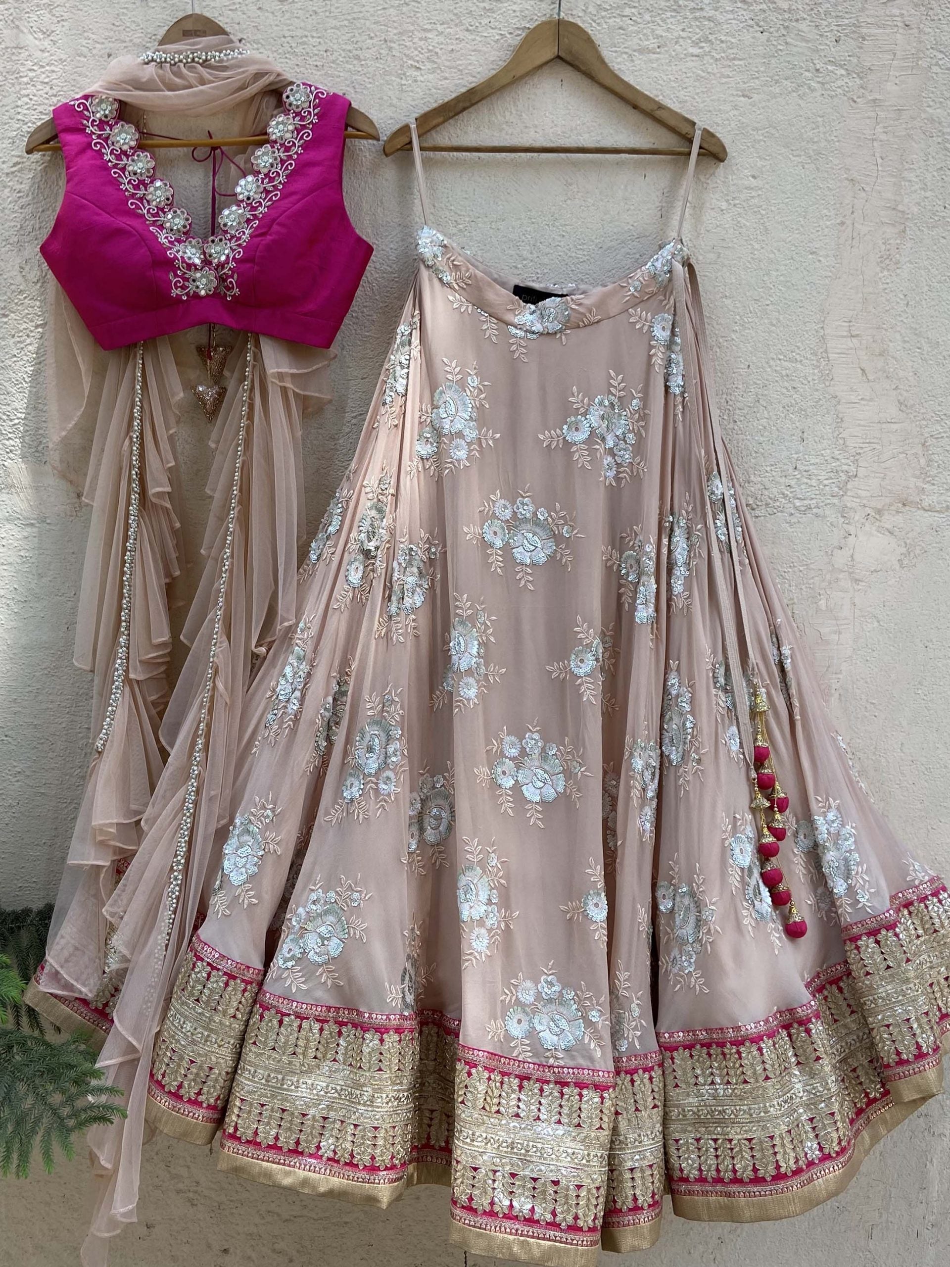 Nude Butti and Fuchsia Lehenga Set image 4