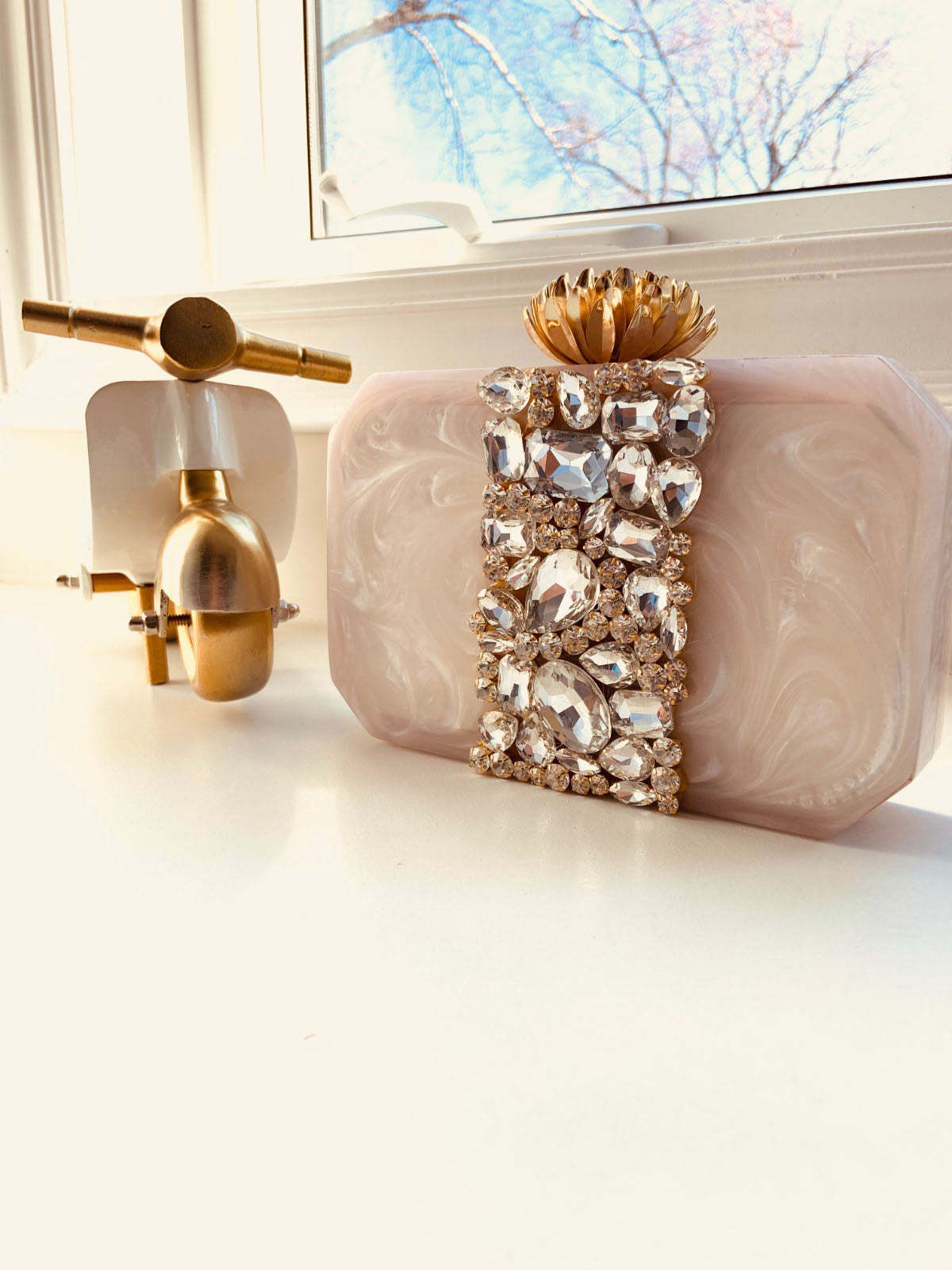 Flower Crown Marble Clutch image 1