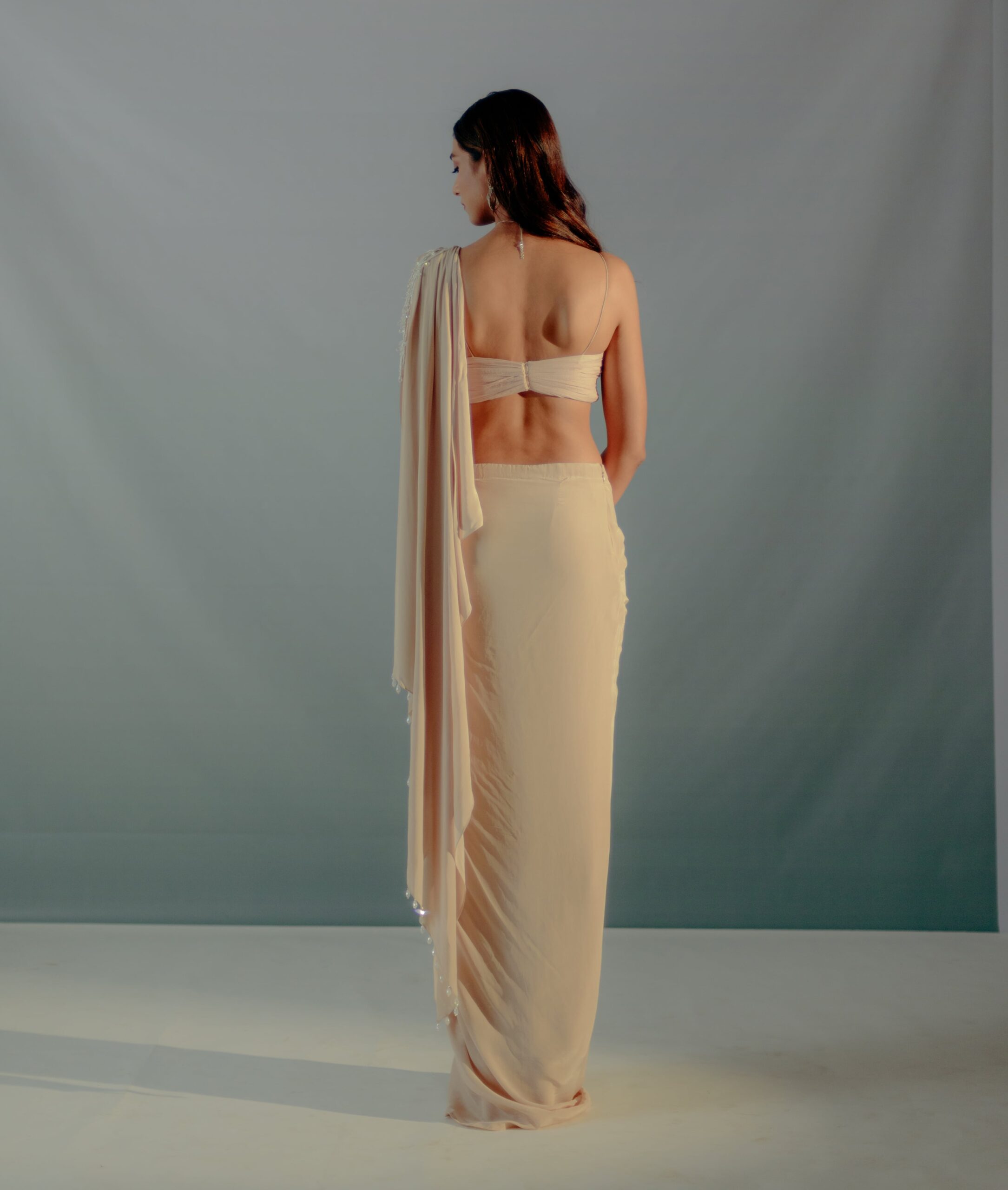 Cream Ruching Detail Saree Set image 4