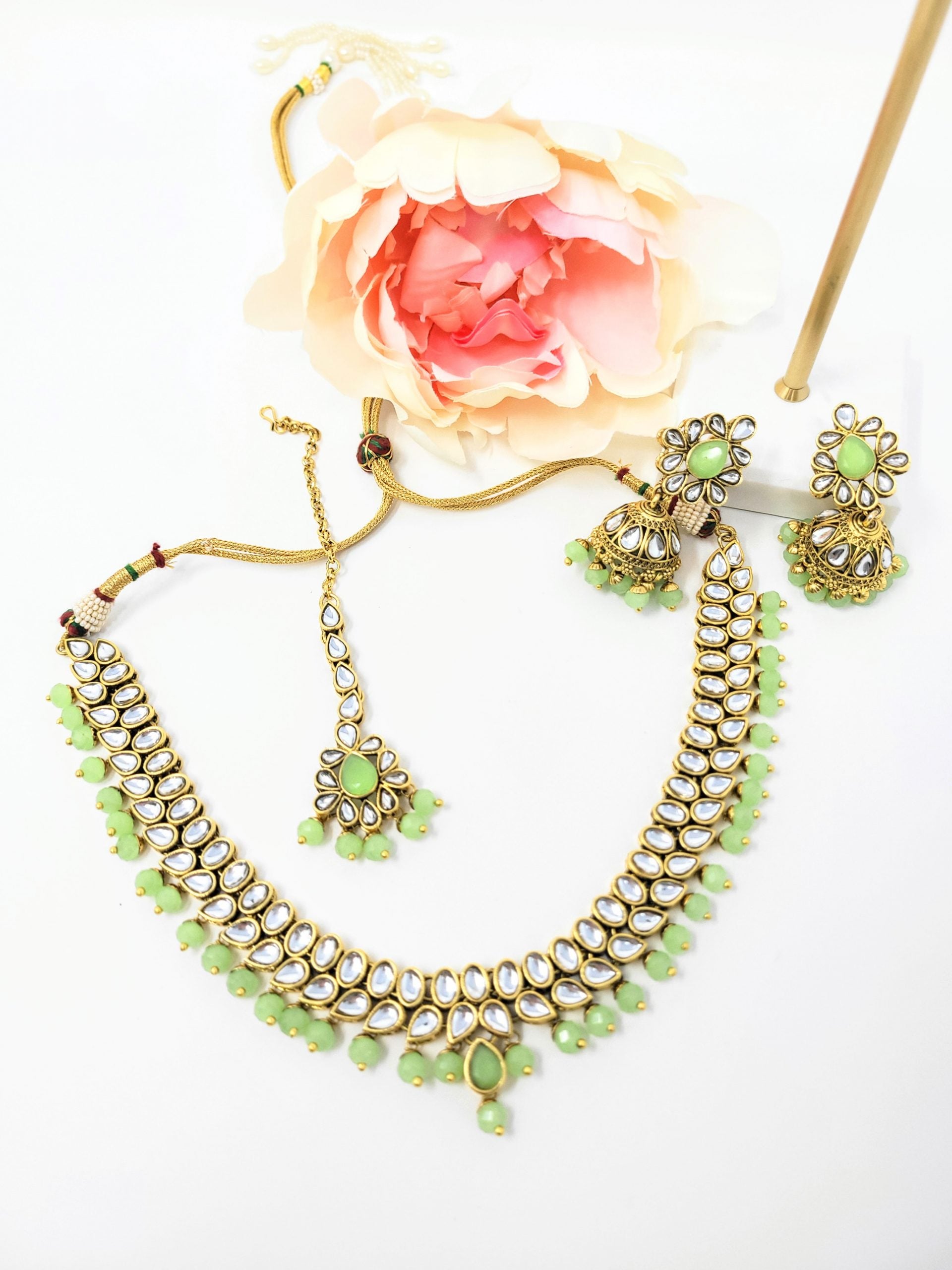 Mint Pari Necklace Set image 1