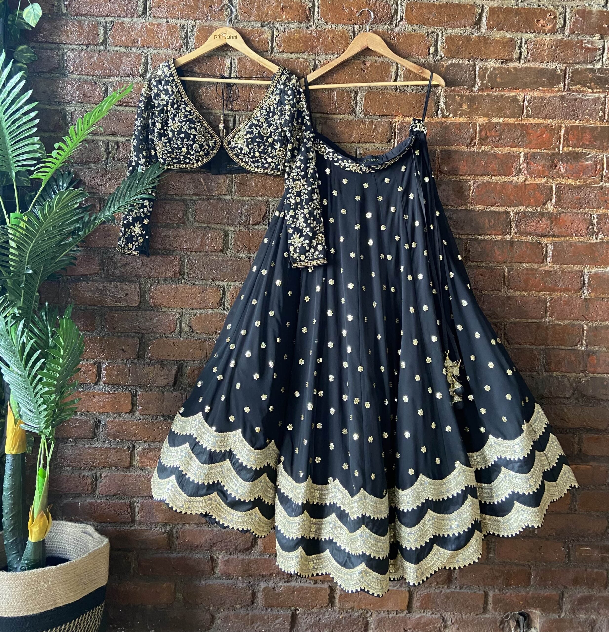 Black Sharmily Lehenga Set - L image