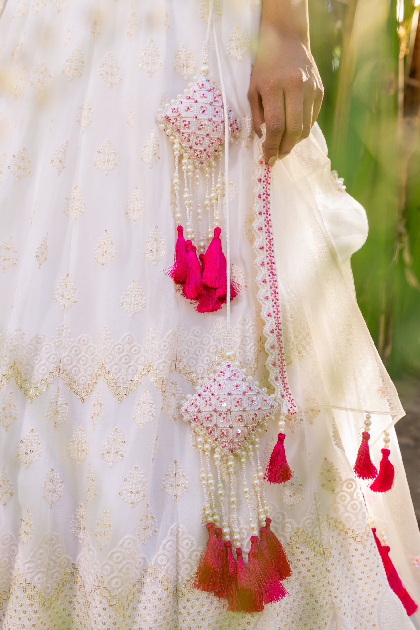 White &amp; Pink Georgette Thread Embroidered Lehenga Set image 7