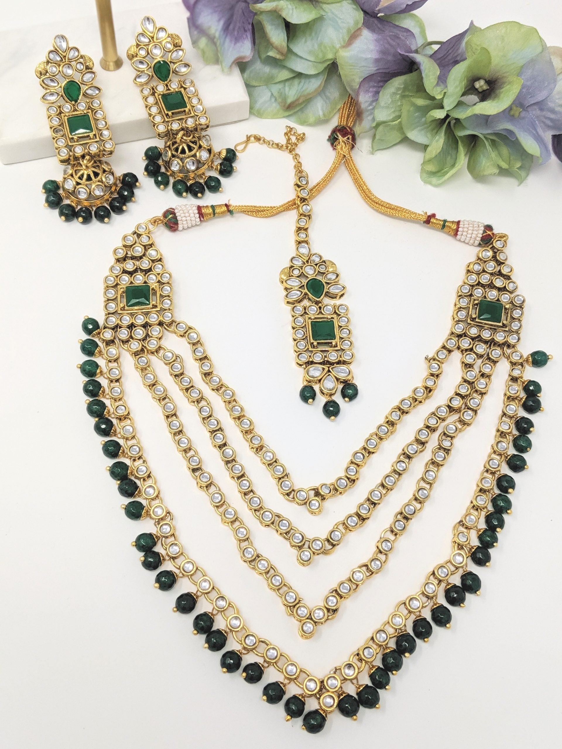 Triple Layered Necklace Set - Green image