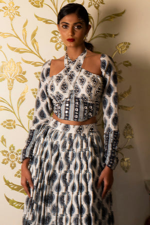White Printed Tie-Up Corset Blouse and Skirt Set image 2