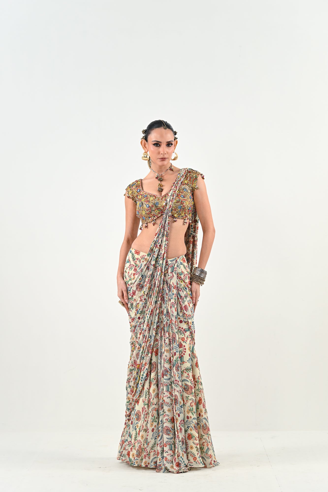 IB PRE STITCHED SAREE PAIRED WITH EMBROIDERED BLOUSE image 5