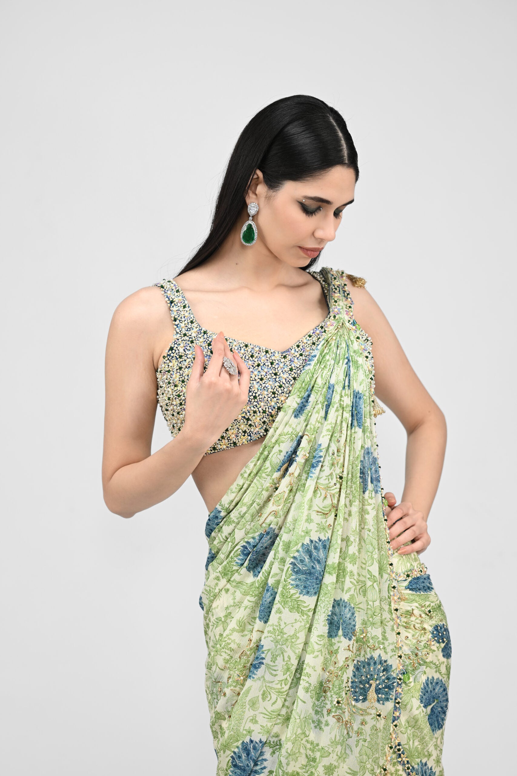HIGHLIGHTED PRE STICHED PEACOCK SAREE PAIRED WITH BEAD BLOUSE image 3