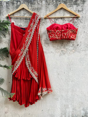 Rust Red pre-stiched Ruffle Saree image 2