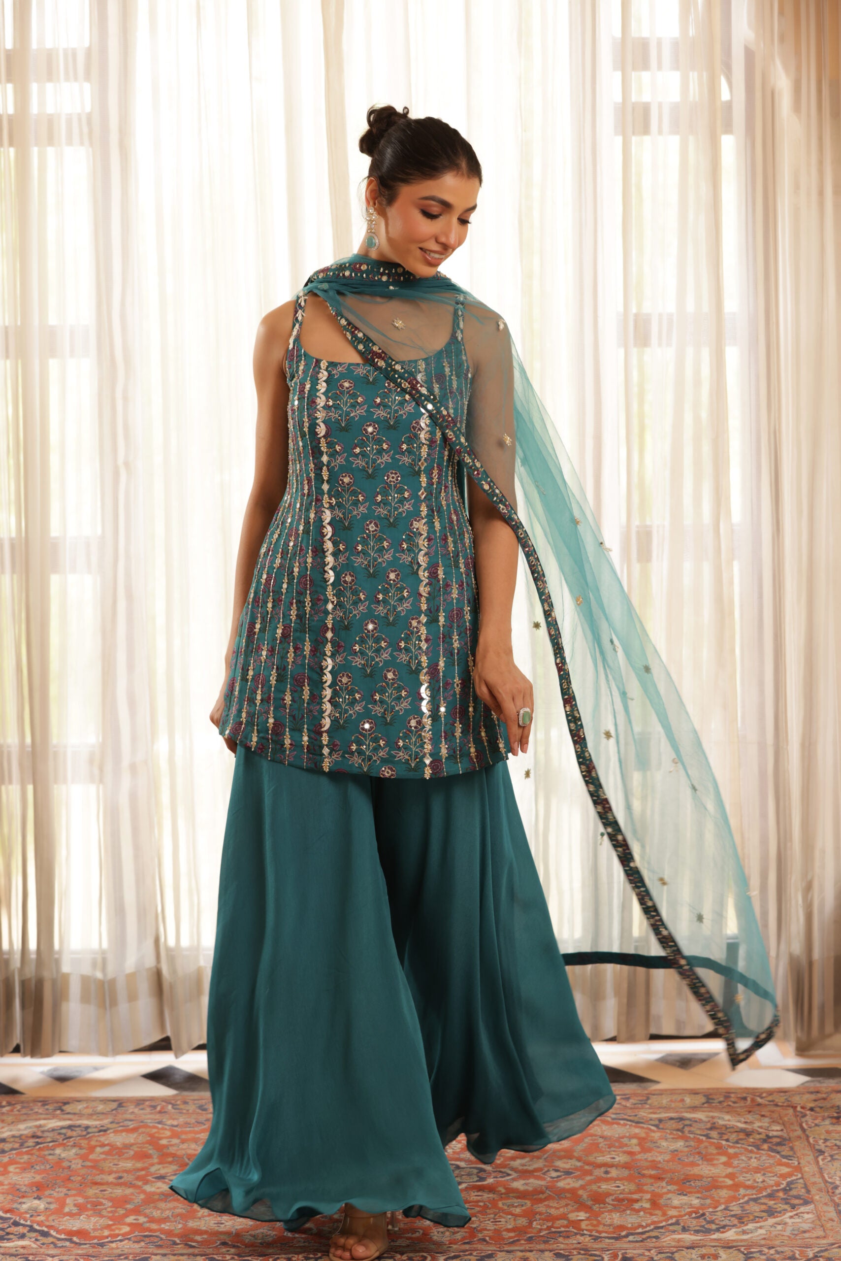 Floral Printed Straight Kurta image 5