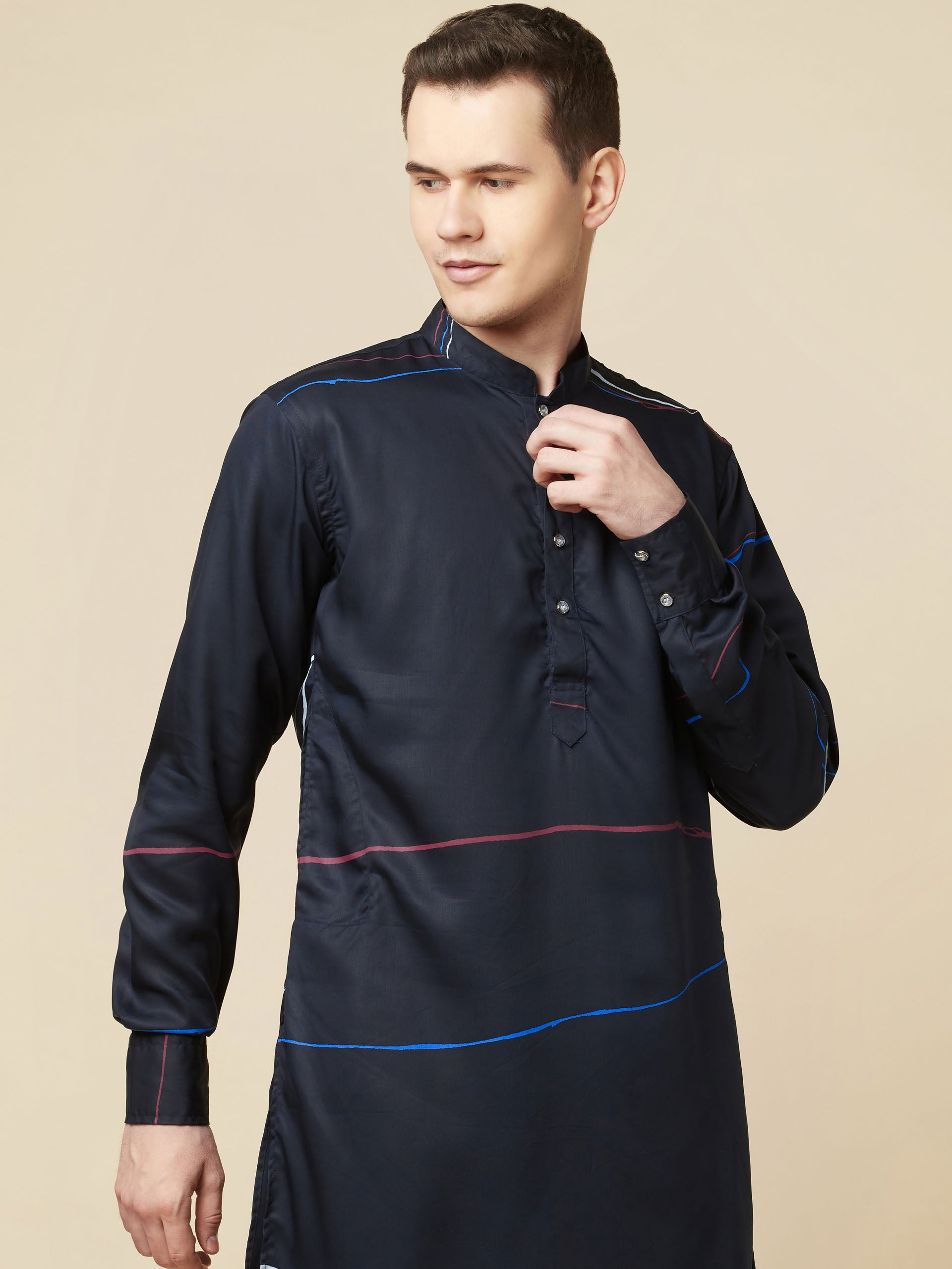 Navy Blue Printed Kurta image 5