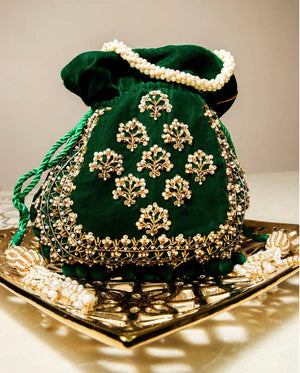 Olive Potli image 2