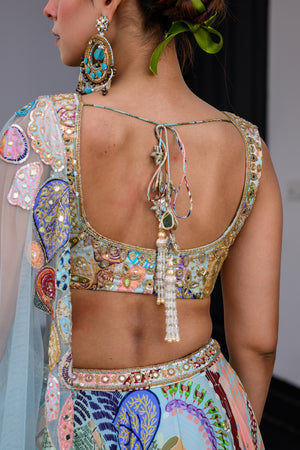 Gardenia Highlighted Lehenga Set Paidawn With Highlighted Blouse And Applique Dupatta image 1