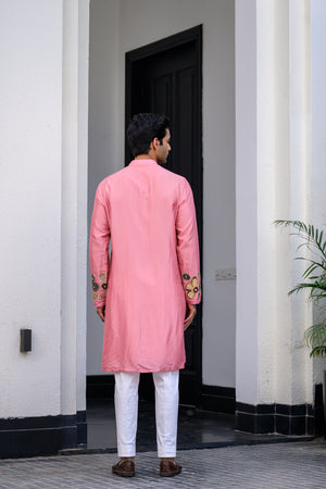 Flora Highlighted Applique Kurta With Pants image 4