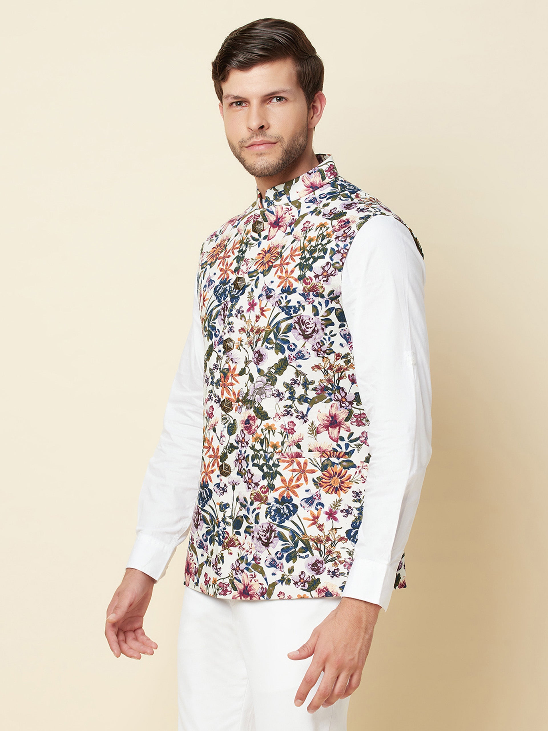Floral Linen Bundi Jacket image 4