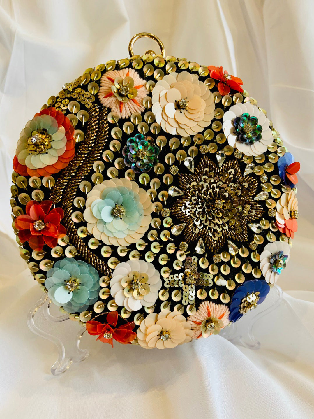 Sequins Round Clutch image 0
