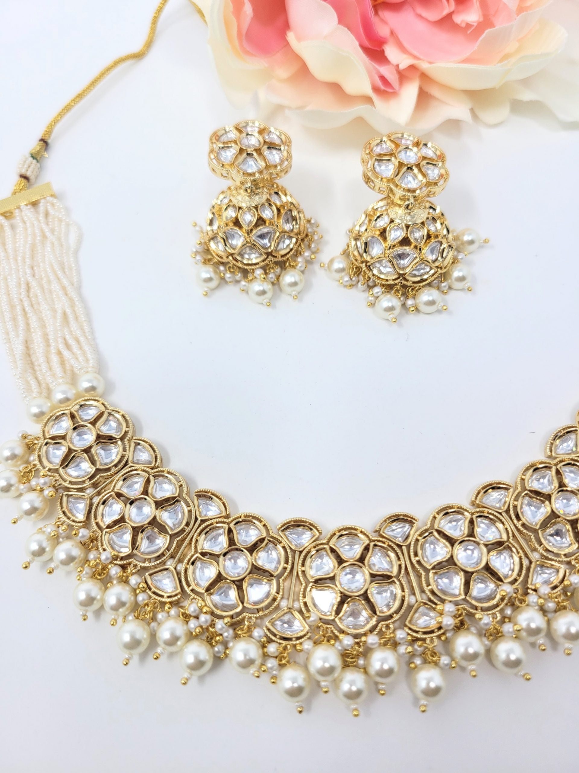 White Pearl Choker Set image 2