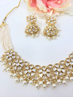 White Pearl Choker Set image 2