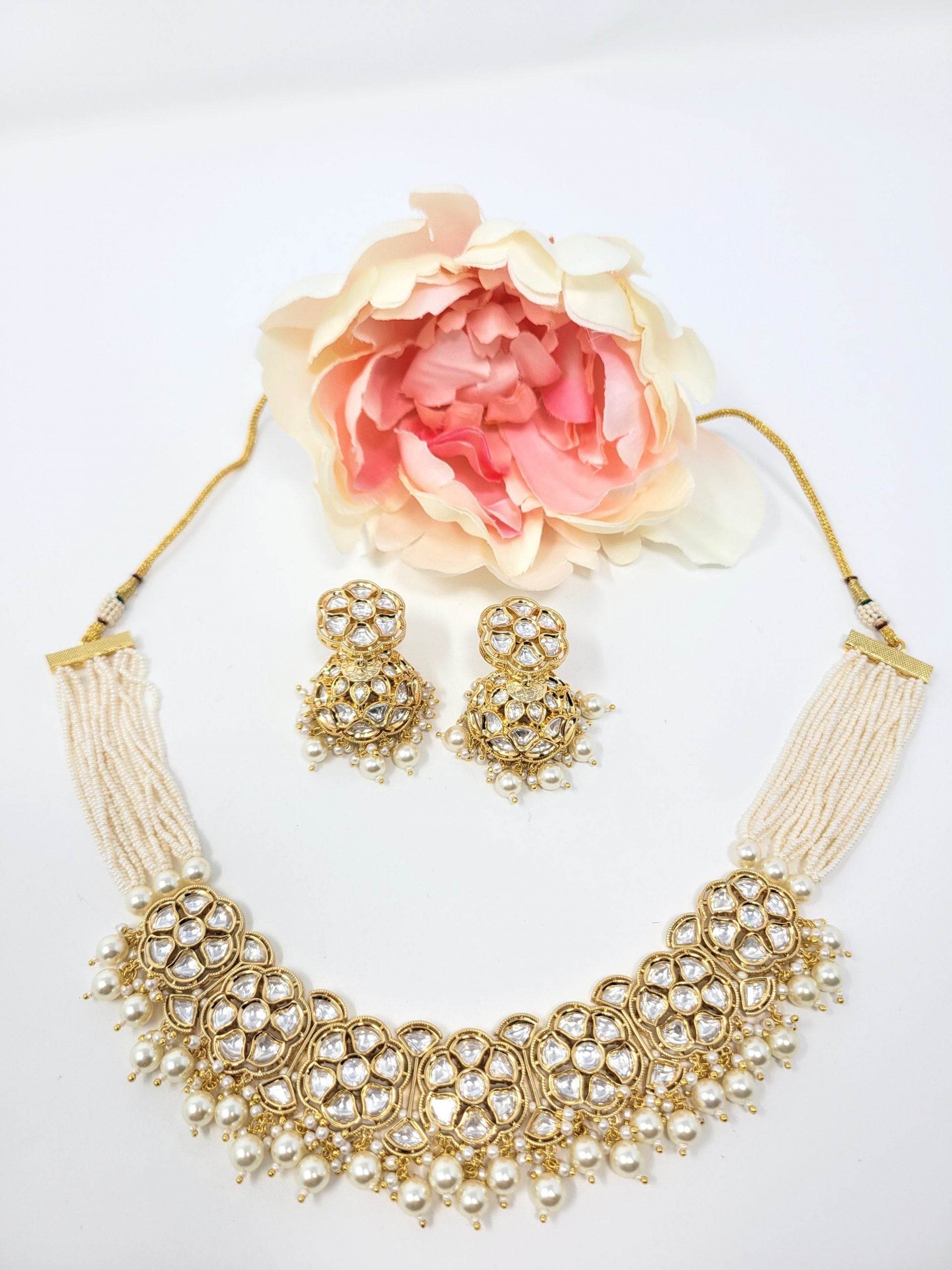 White Pearl Choker Set image 0