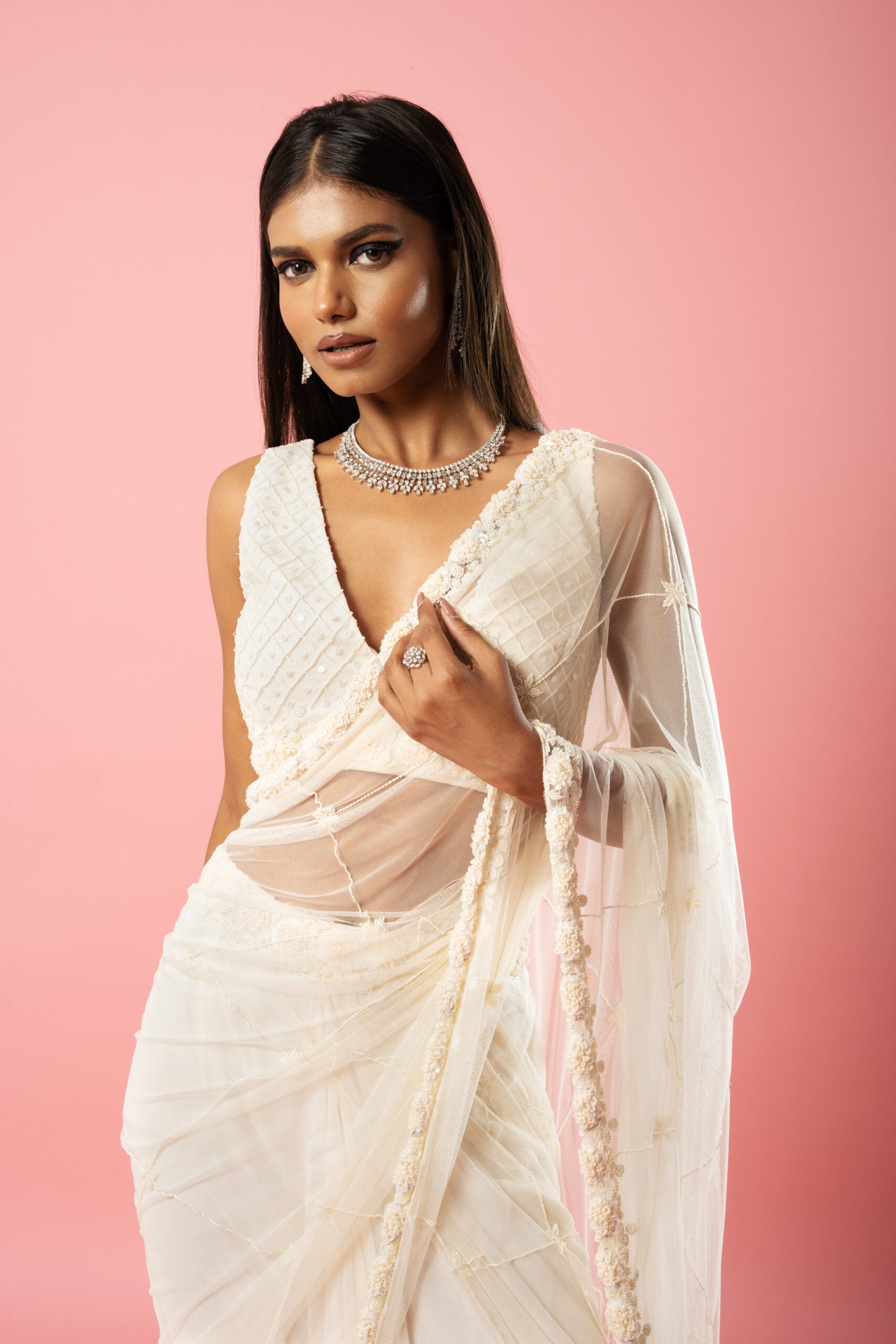 Ivory Georgette Embroidered Saree image 4