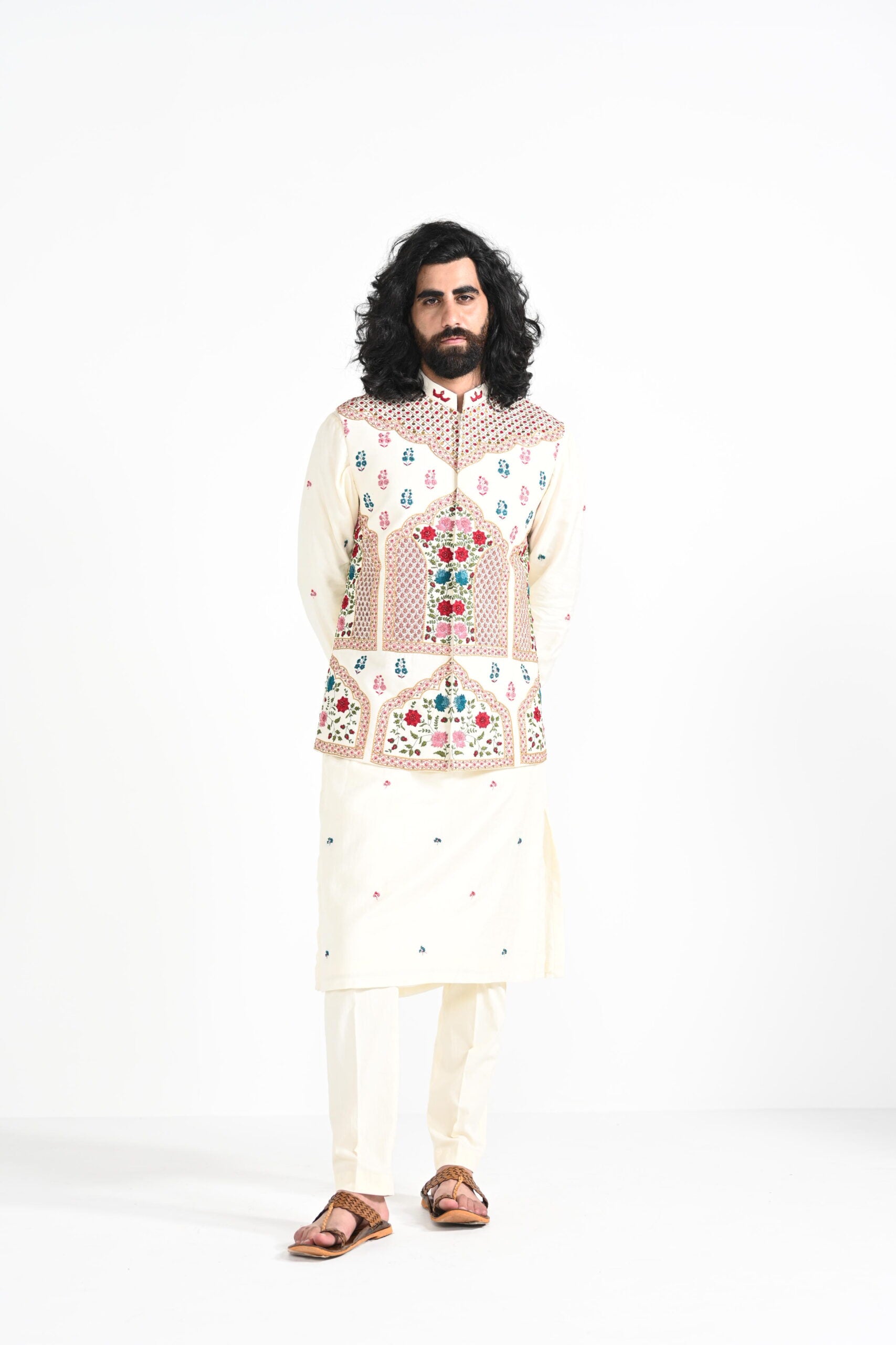 Shamlimaar Nehru with butta Kurta Set image 2