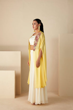 Sunny Embroidered Flare Set image 2