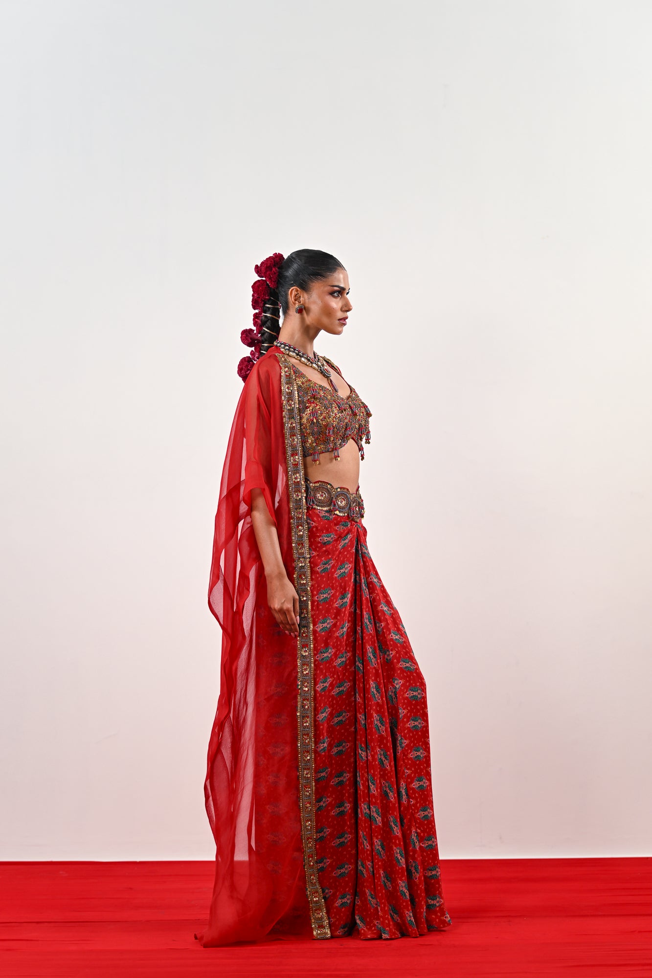 S DHOTI SET WITH EMBROIDERED BLOUSE AND ORGANZA JACKET image 2