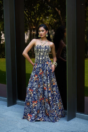 Shanaya Corset Lehenga Set image 3