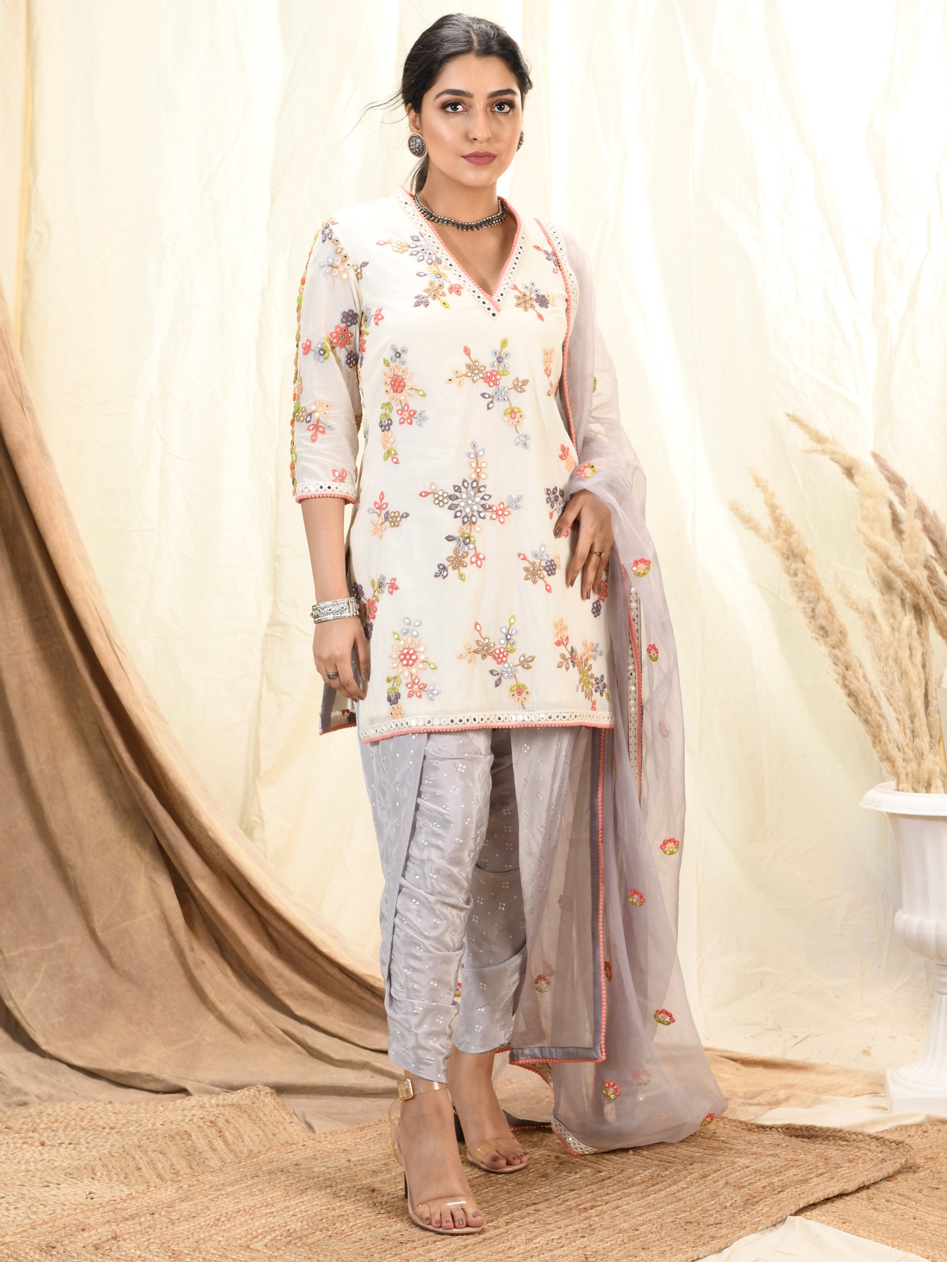 Lavender Grey Kurta and Dhoti Set - S image