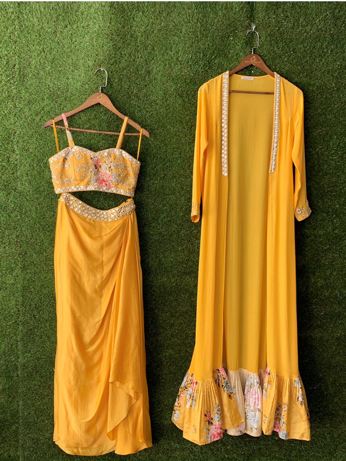 Yellow Cowl Skirt With Jacket - M image